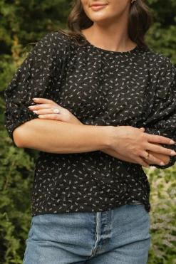 Dongguan Huoyoung Apparel Co Adrianne Top-Black Floral Best