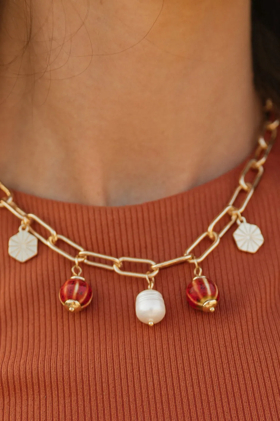 Wall to Wall Anya Charm Necklace Red Discount