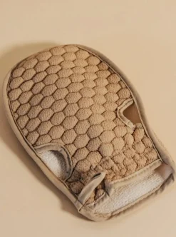 bronze bod Exfoliating Mitt Tan Hot
