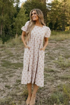 Dongguan Huoyoung Apparel Co Grandview Dress-Tan Floral Discount