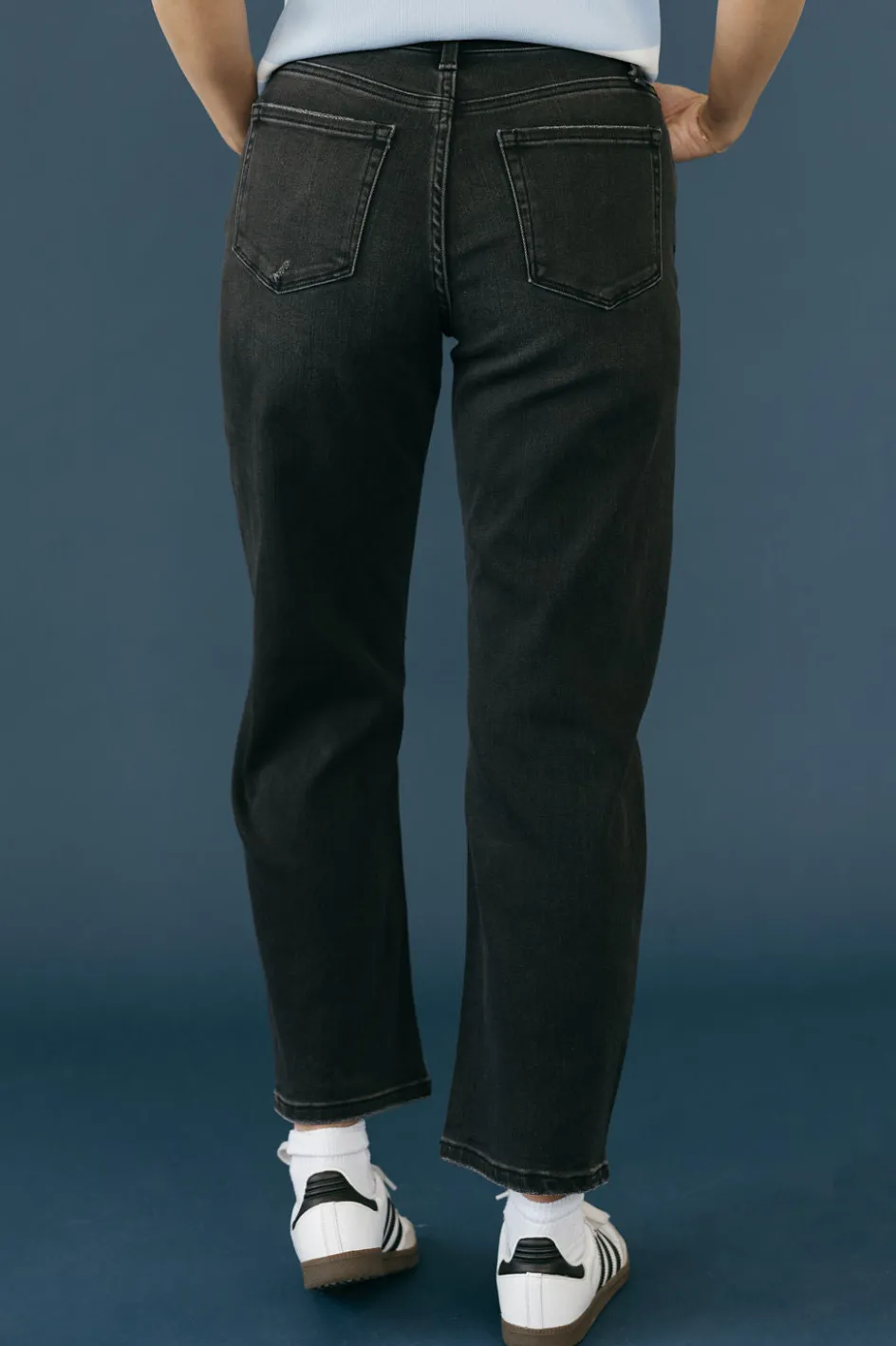 Vervet Jayli Denim-Washed Black Outlet