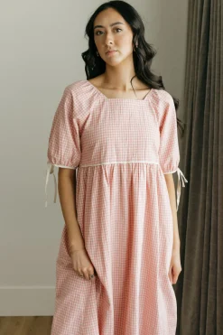 Dongguan Huoyoung Apparel Co Jensyn Dress- Gingham Pink Fashion
