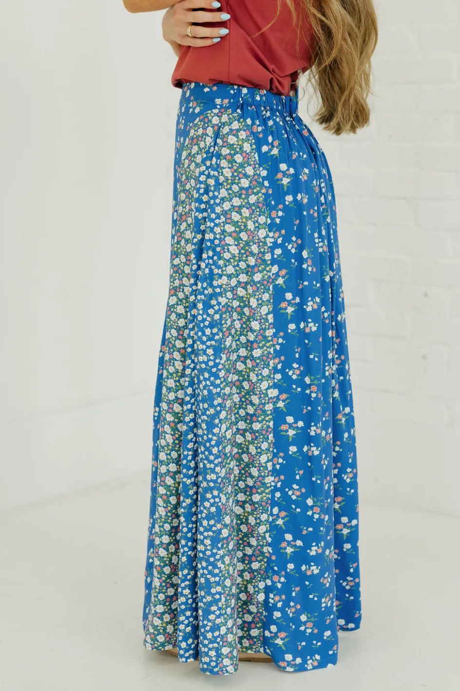 Aemi & Co. Jude Skirt-Cobalt Floral Fashion