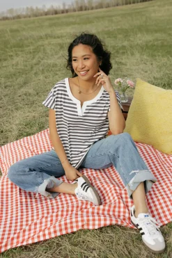 Dongguan Huoyoung Apparel Co Kaley Top-Ivory/ Grey Sale
