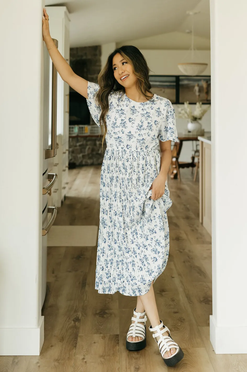 Hayden Lela Dress-Ivory/Blue White Best