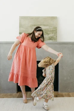 Dongguan Huoyoung Apparel Co Little Girl's Jensyn Dress-Golden Floral Hot