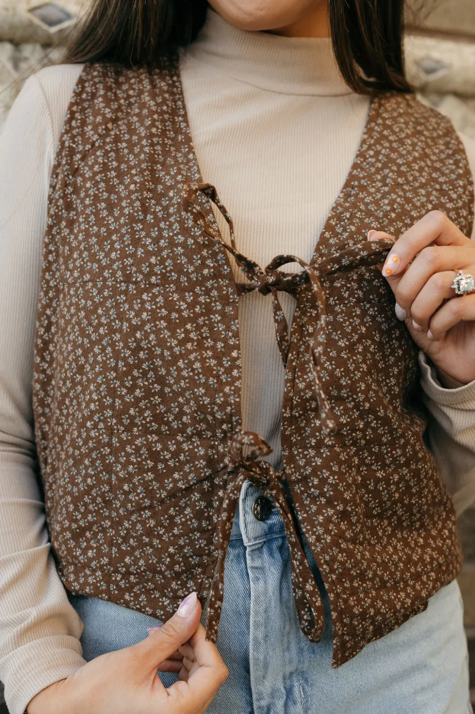 Polagram Lorretta Vest- Floral Brown New