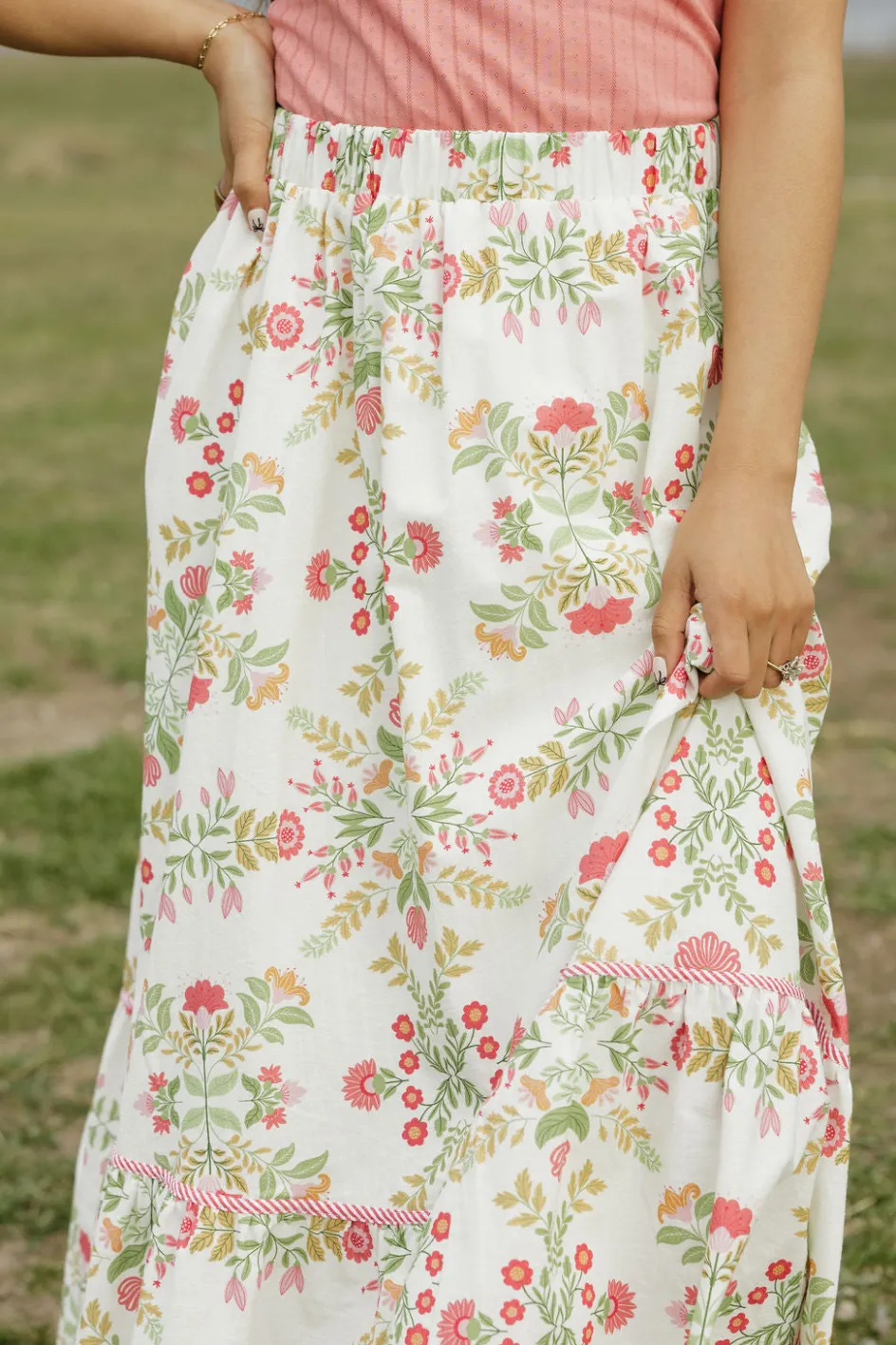 Peach Love California Mariella Skirt-Ivory/ Pink Outlet