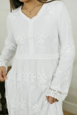 Tea N Rose Melanie Dress- White Online
