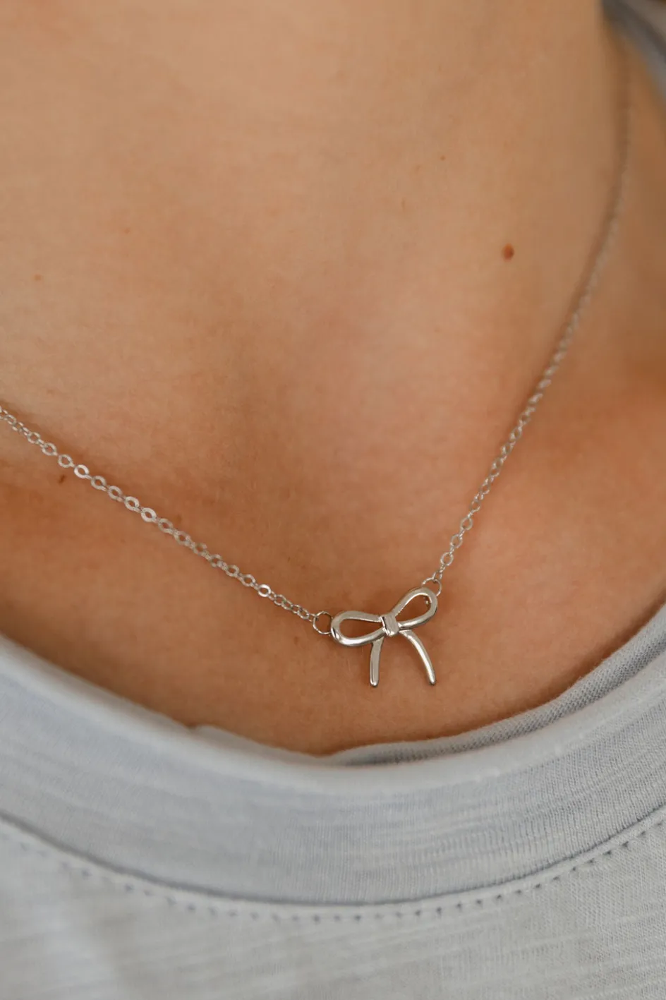 Ali Express Mini Bow Necklace-Silver Fashion