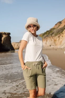 Love Olive Co Must Have Tee-White Online
