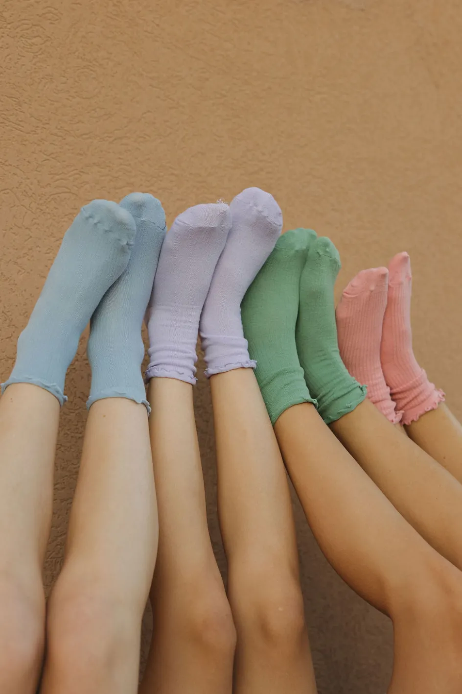 Faire Ruffle Socks-Pink New