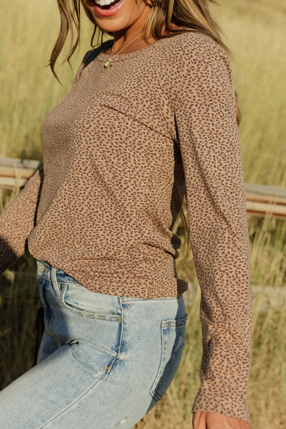 Dongguan Huoyoung Apparel Co Rylie Top-Mocha Floral Online