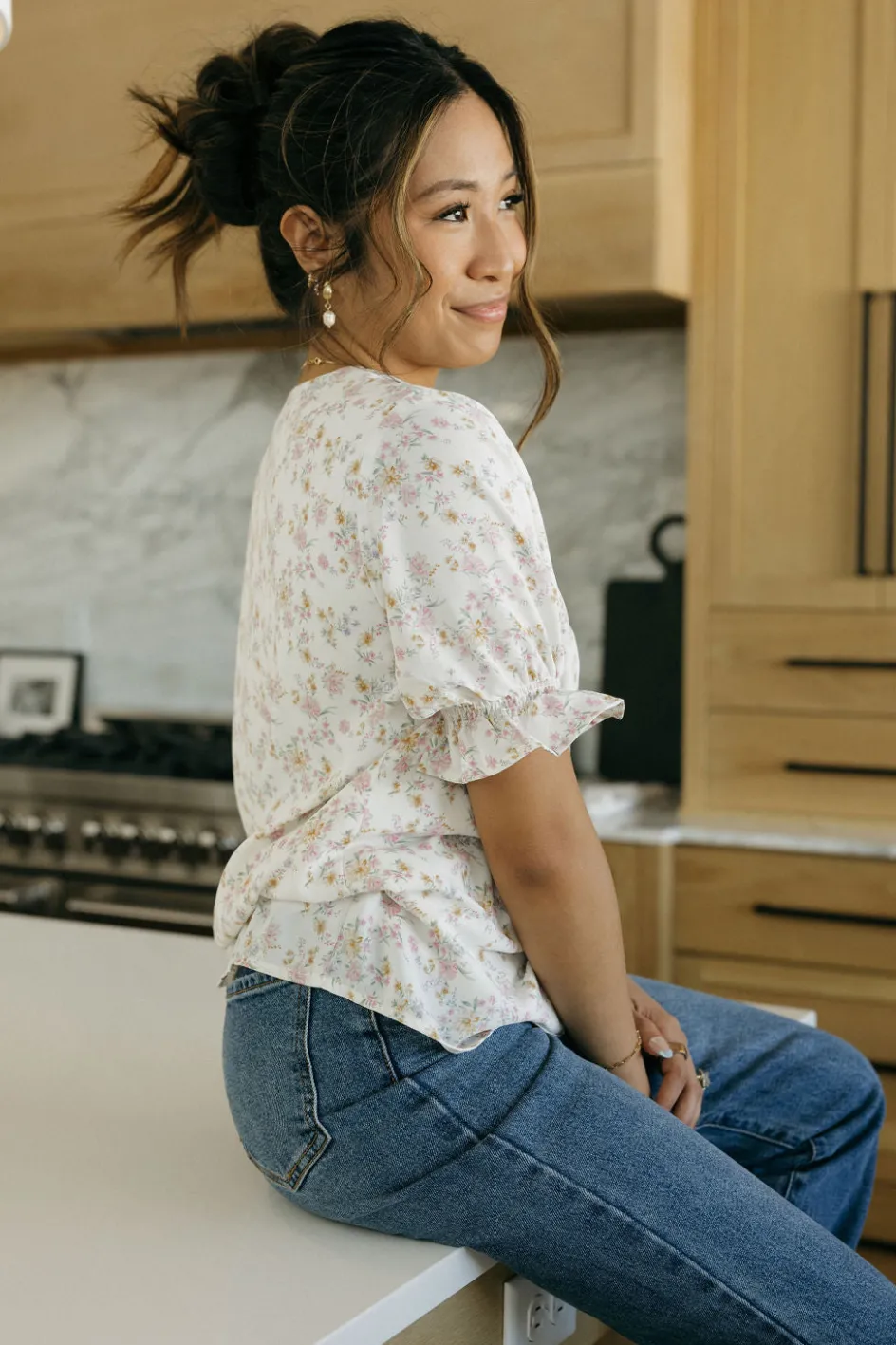 Dongguan Huoyoung Apparel Co Sasha Top-Ivory Floral White Online