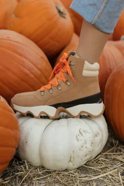 Sorel Kinetic Impact Conquest Boots-Tawny Buff/Ceramic Outlet