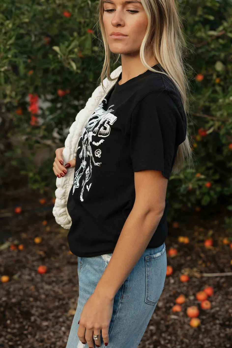 Honestee Spooky Cowboys Tee-Black Best