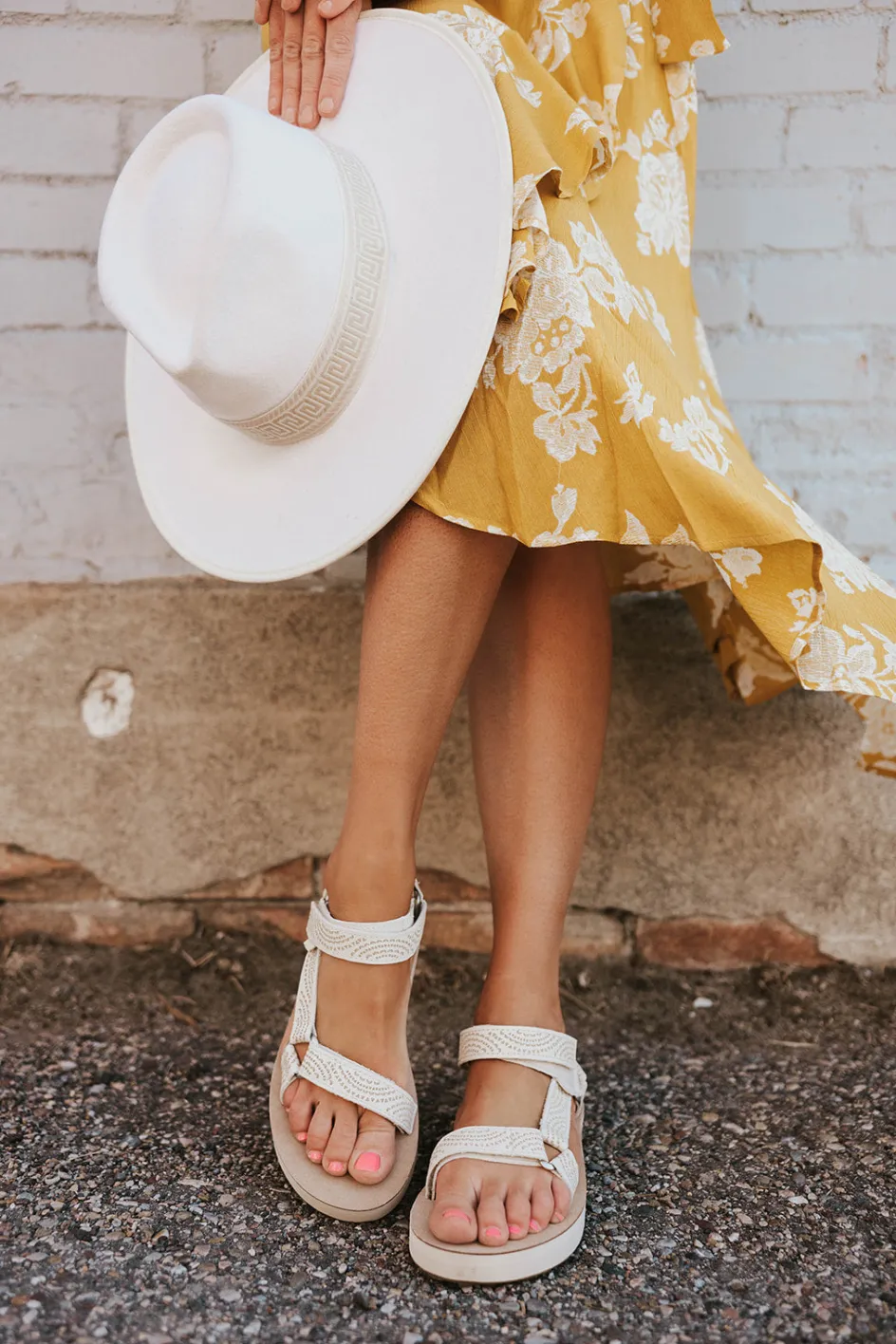 Teva Midform Sandals-White Swan Best